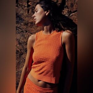 Zara new (with partial tag) Orange Textured geometric knit top